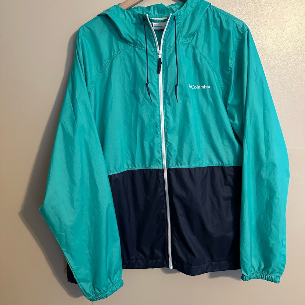Columbia Teal and Navy Windbreaker Jacket